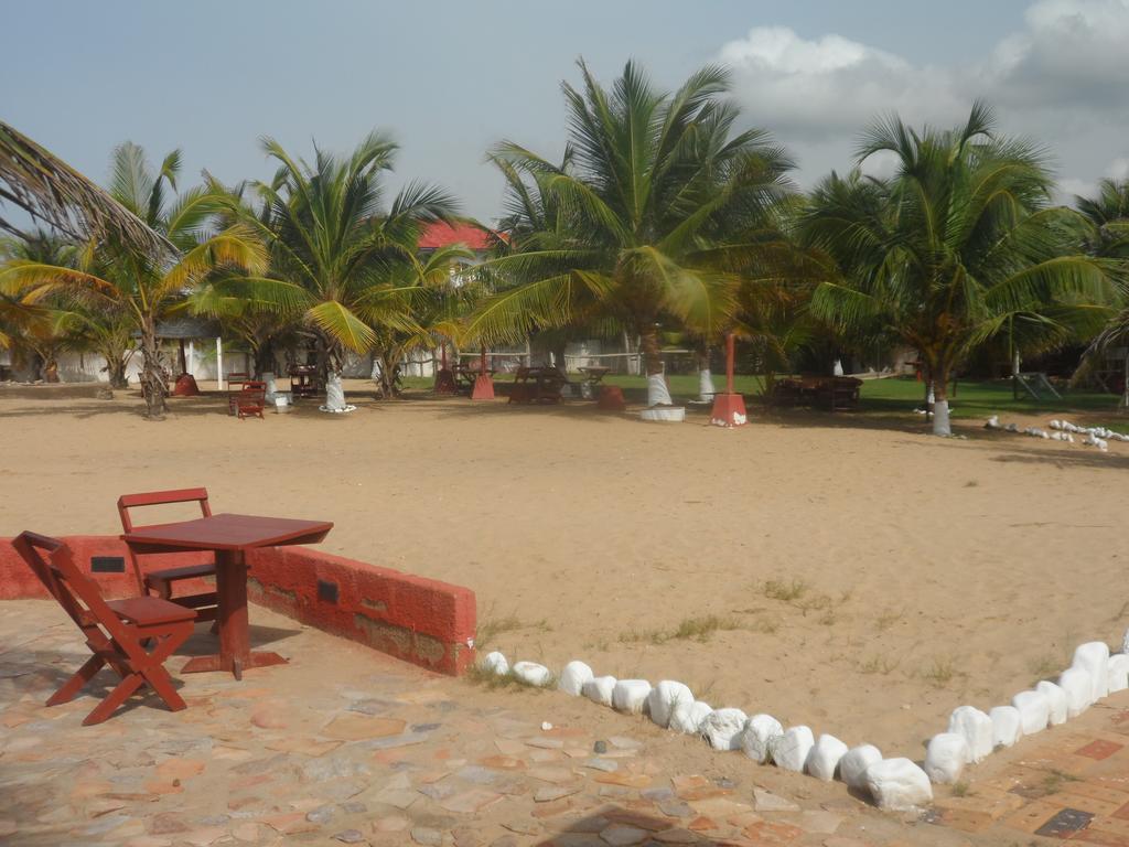 Legacy Tribe Beach Resort Prampram Exterior foto